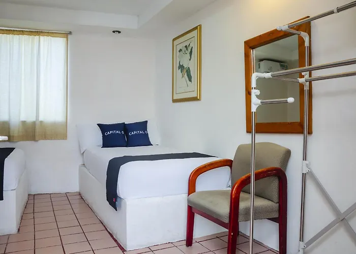 Hotel Capital O Dos Mares, Cabo San Lucas