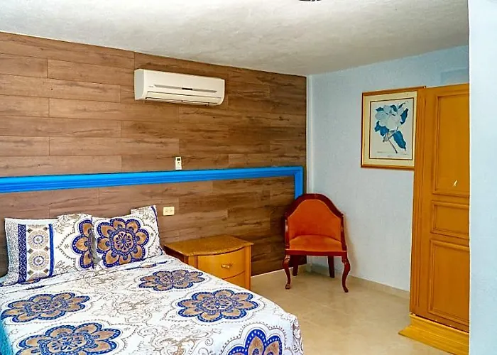 Hotel Capital O Dos Mares, Cabo San Lucas