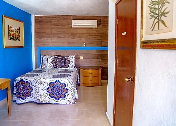 Hotel Capital O Dos Mares,